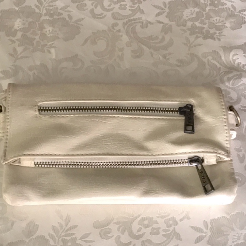 Women’s handbag.   95% New